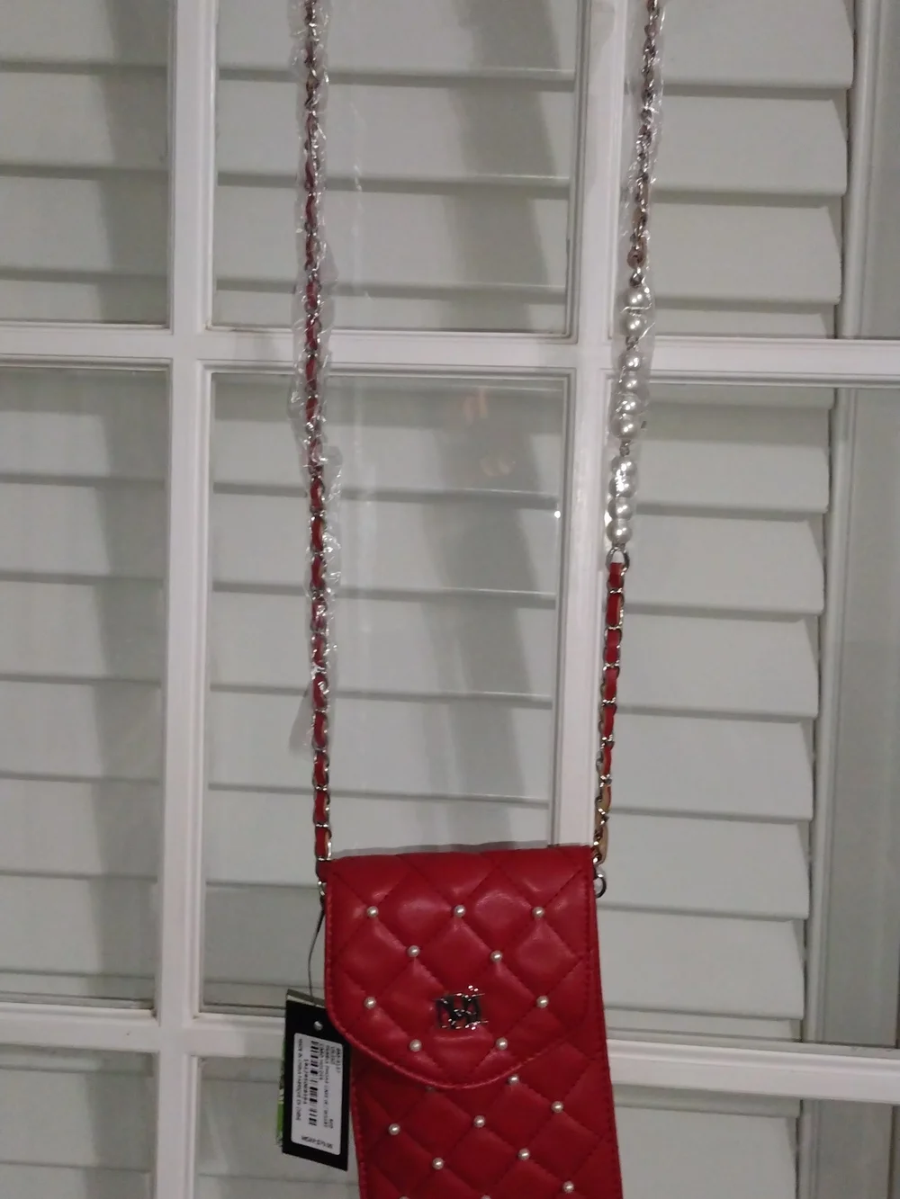 Badgley Mischka Red Quilted Pearl Crossbody Phone Bag